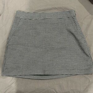 Abercrombie and Fitch Houndstooth Mini Skort with pockets